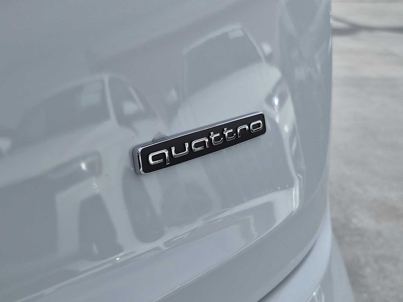 Thumbnail: 2026 Audi Q7 - 11