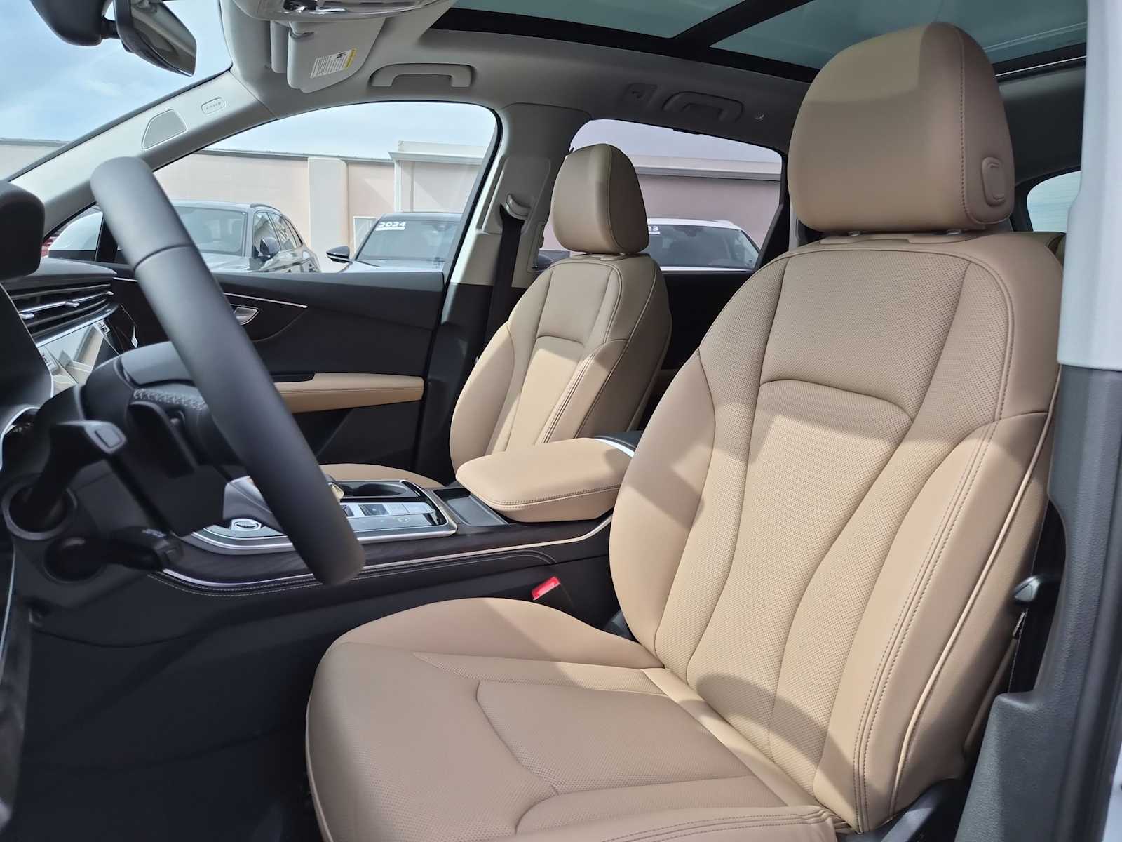 Thumbnail: 2026 Audi Q7 - 15