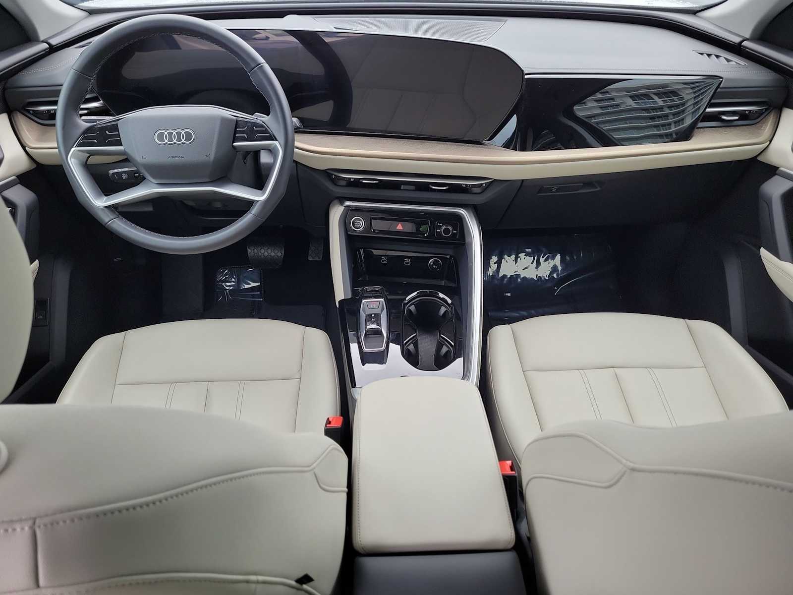 Thumbnail: 2025 Audi Q5 - 14