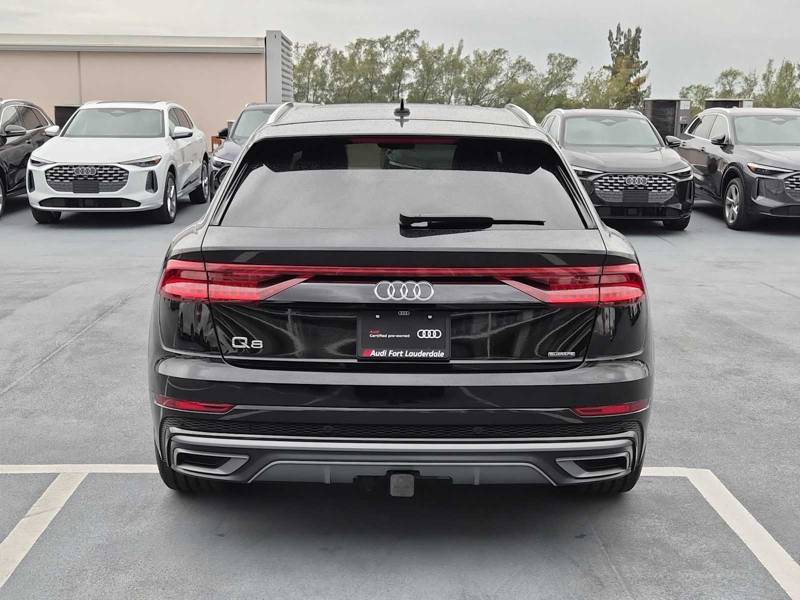 Thumbnail: 2023 Audi Q8 - 5