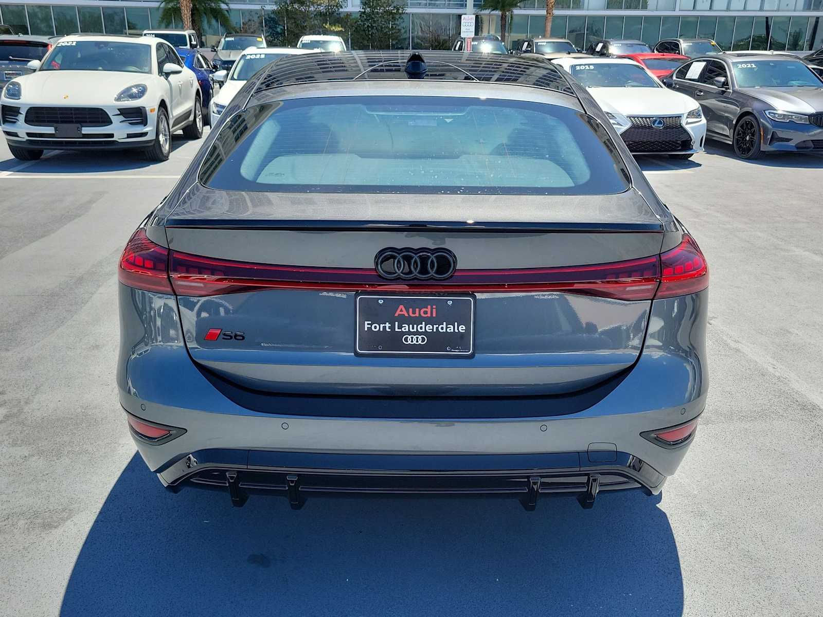 Thumbnail: 2025 Audi e-tron S - 5