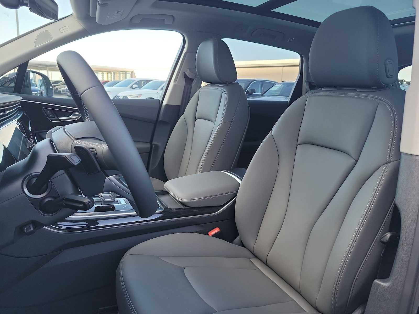 Thumbnail: 2026 Audi Q7 - 15