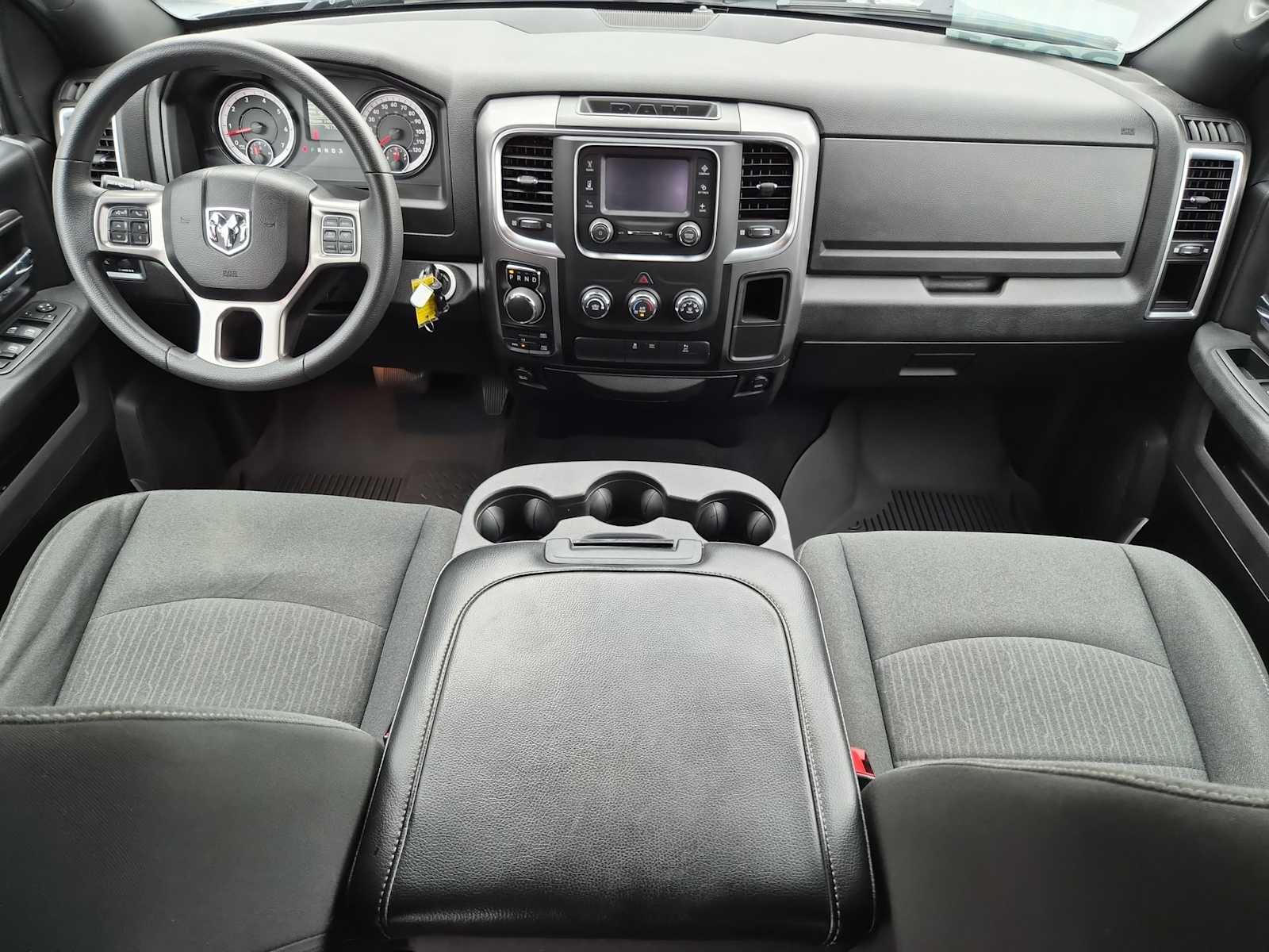 Thumbnail: 2021 RAM 1500 Classic - 12