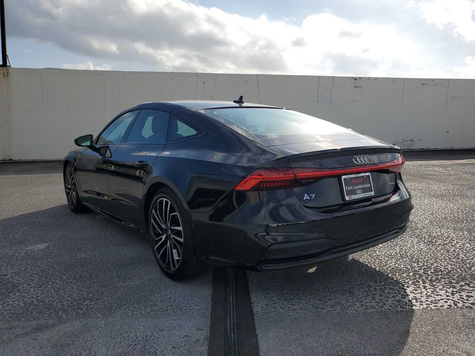 Thumbnail: 2025 Audi A7 - 4