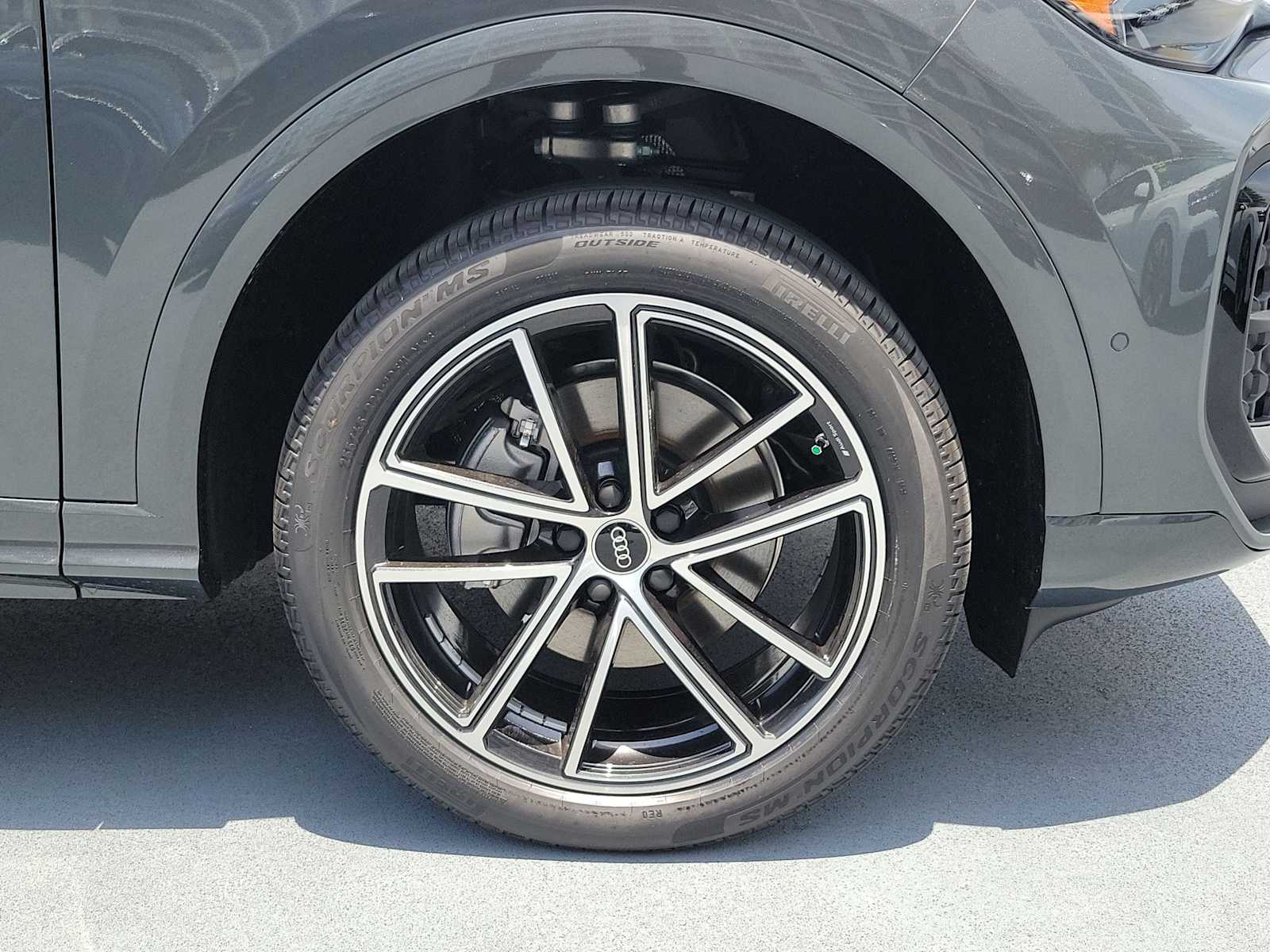Thumbnail: 2026 Audi Q5 - 12