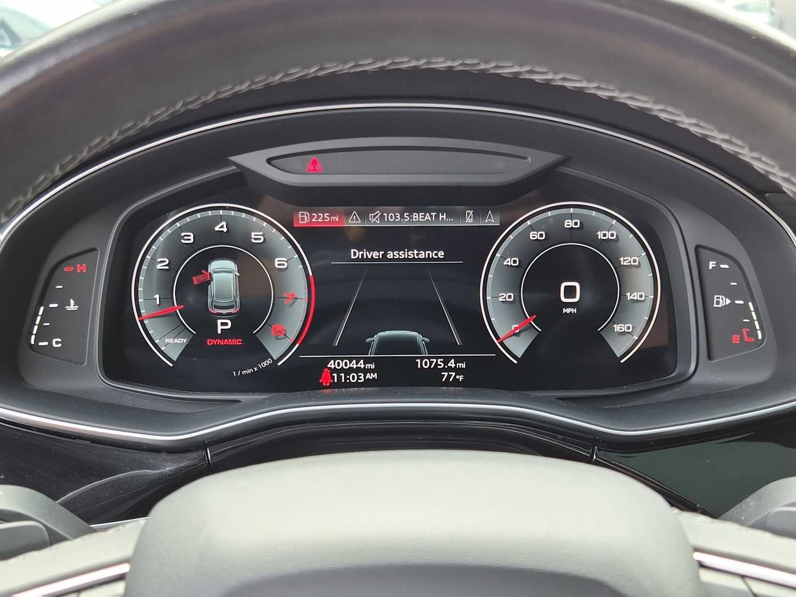 Thumbnail: 2021 Audi Q8 - 25