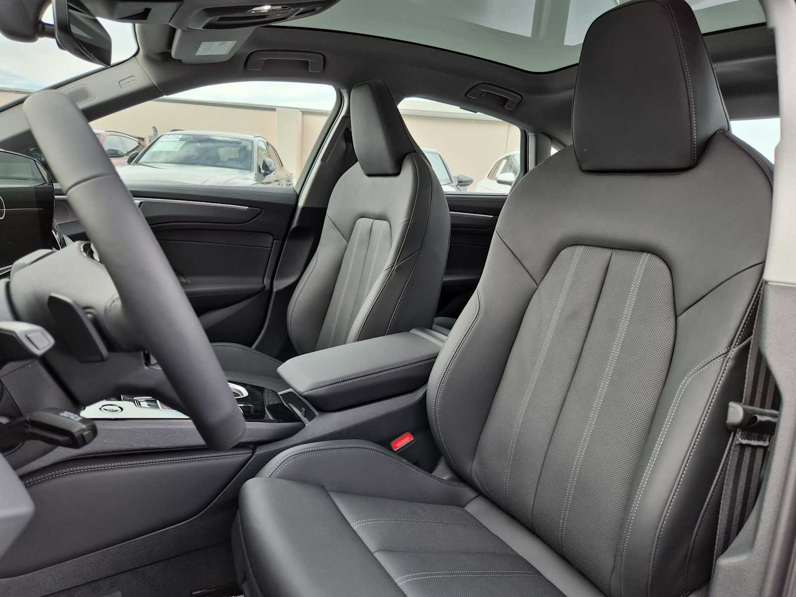 Thumbnail: 2026 Audi A6 - 16