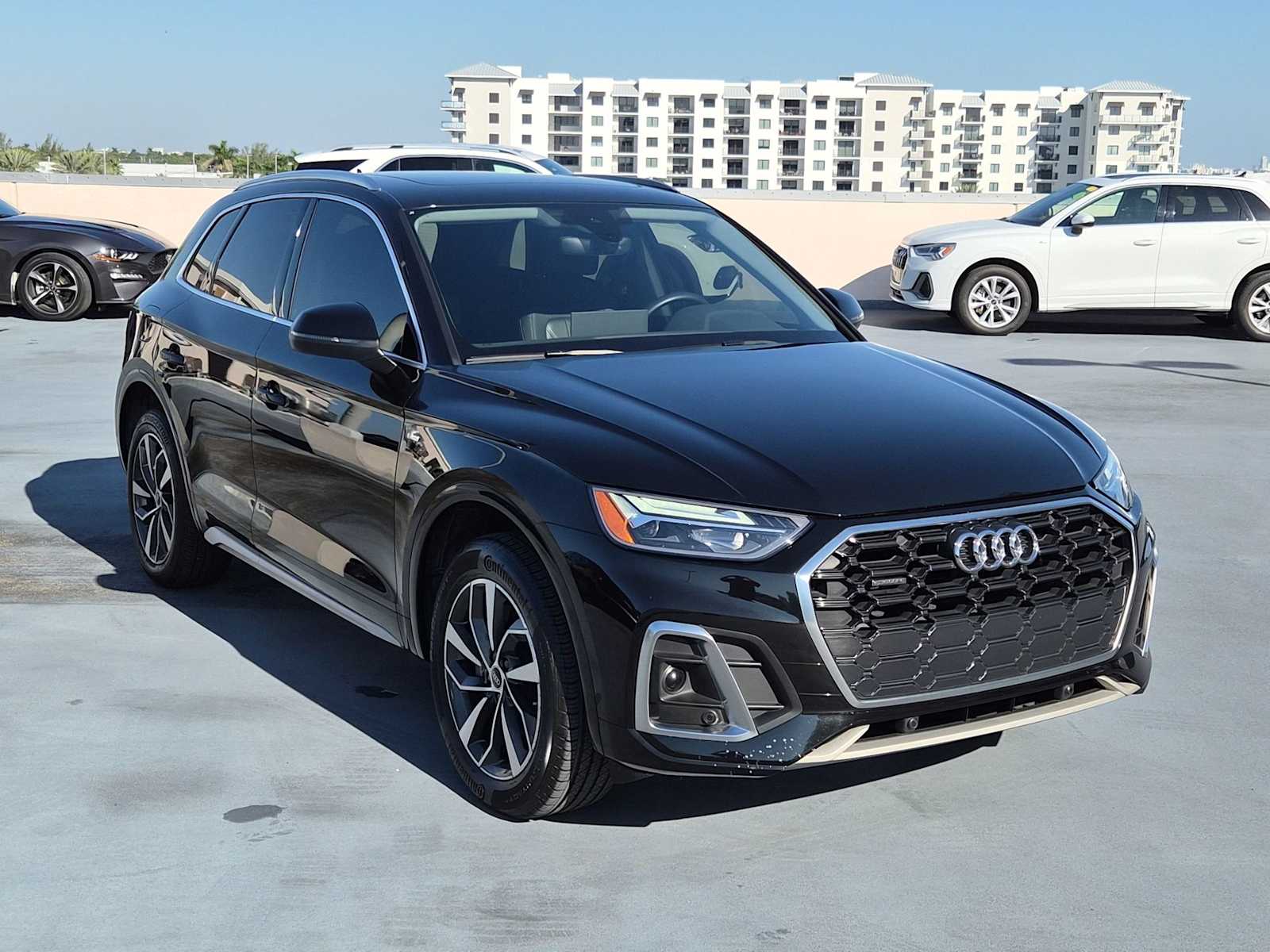 Thumbnail: 2023 Audi Q5 - 8