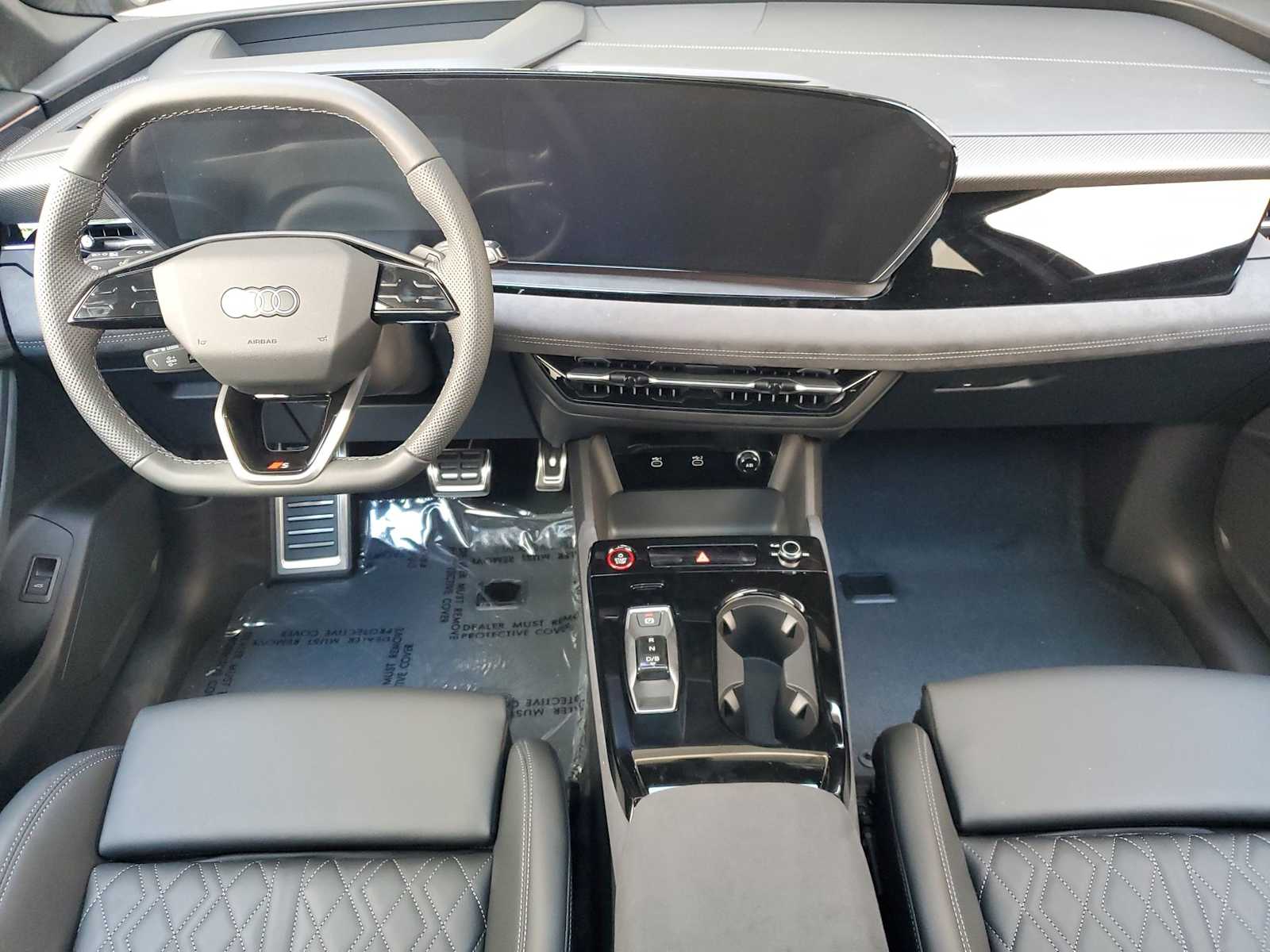 Thumbnail: 2025 Audi SQ6 e-tron - 11