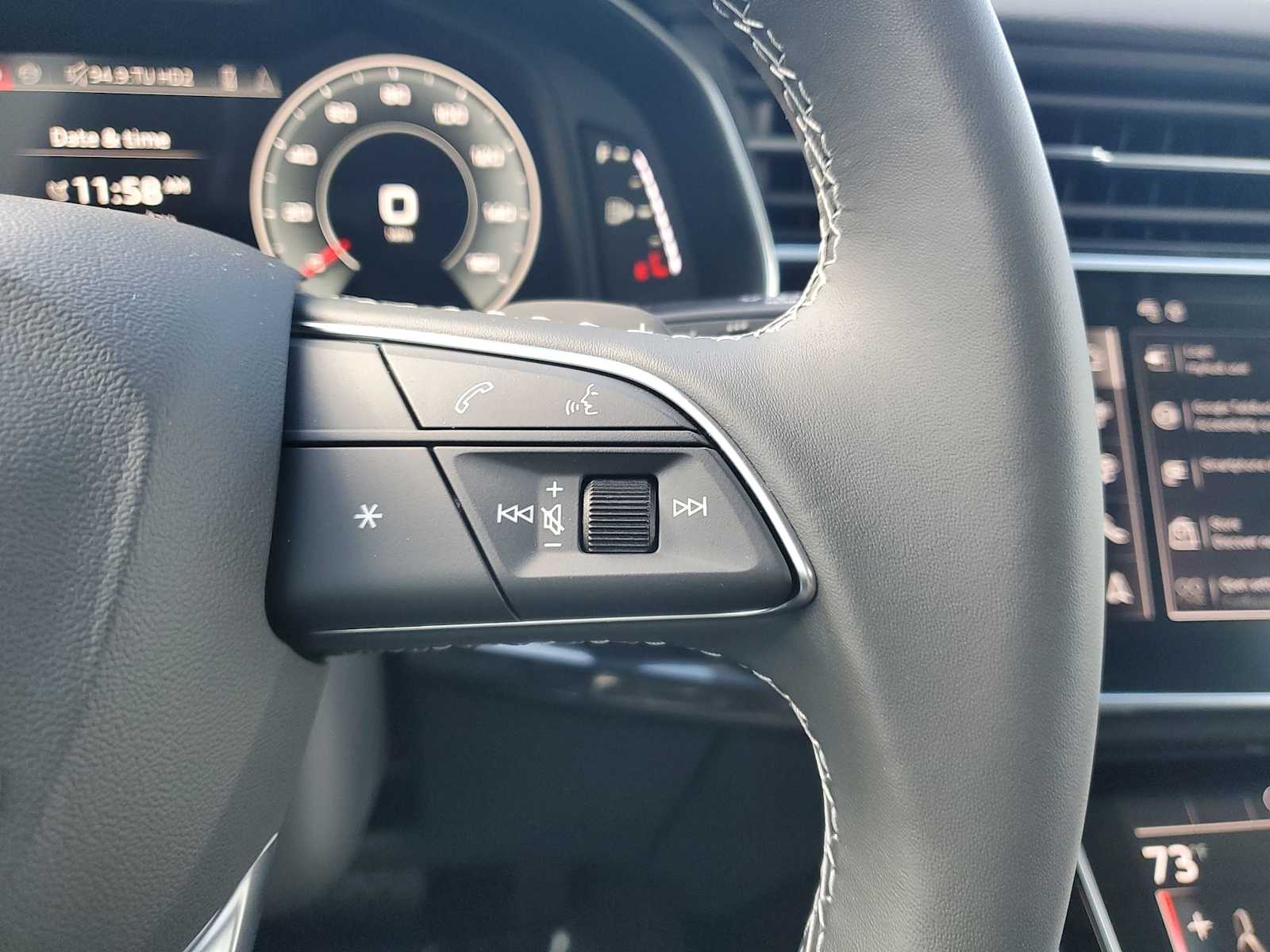 Thumbnail: 2025 Audi Q8 - 18