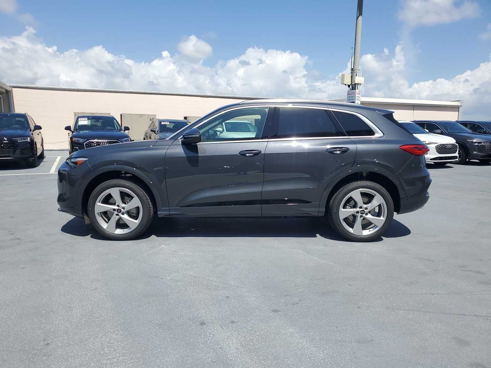 2025 Audi Q5 Premium Plus 3