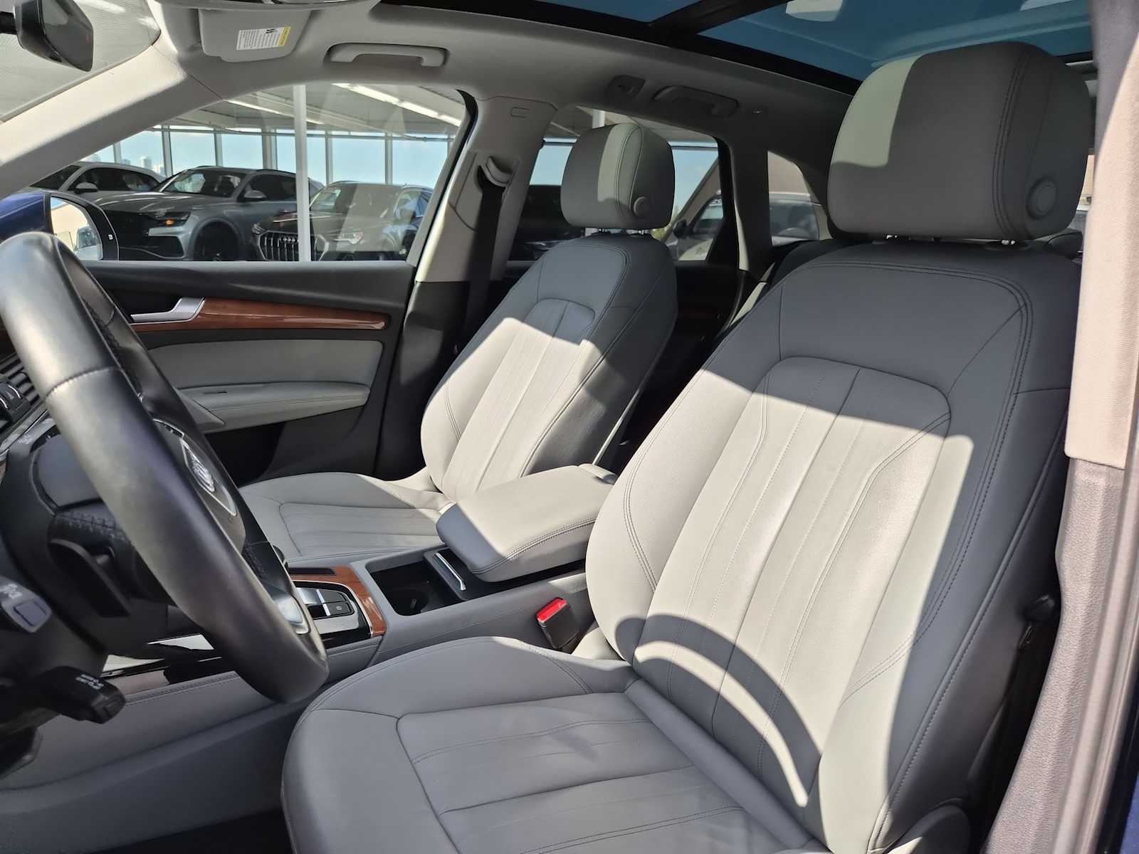 Thumbnail: 2022 Audi Q5 - 15