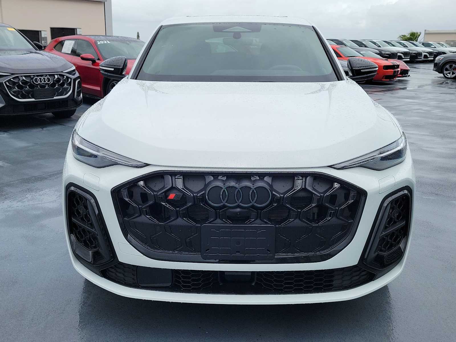 Thumbnail: 2026 Audi SQ5 - 9