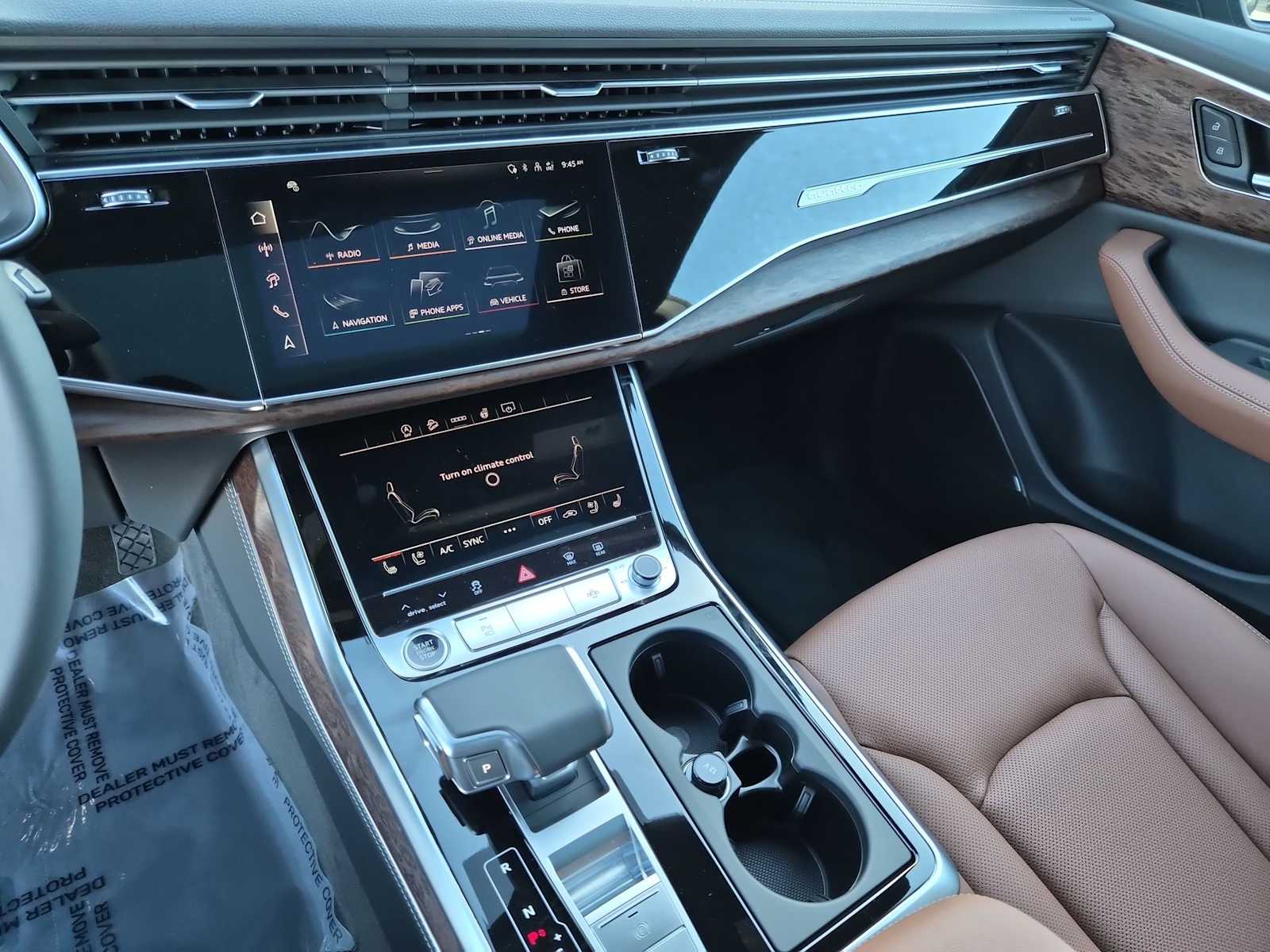 Thumbnail: 2026 Audi Q8 - 23