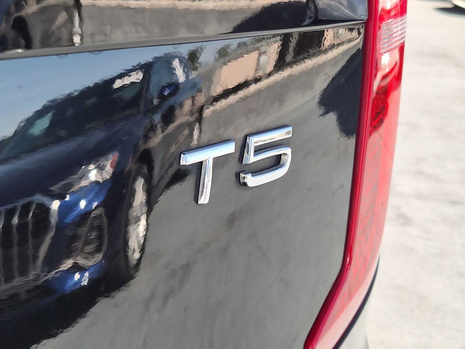 Thumbnail: 2021 Volvo XC90 - 11