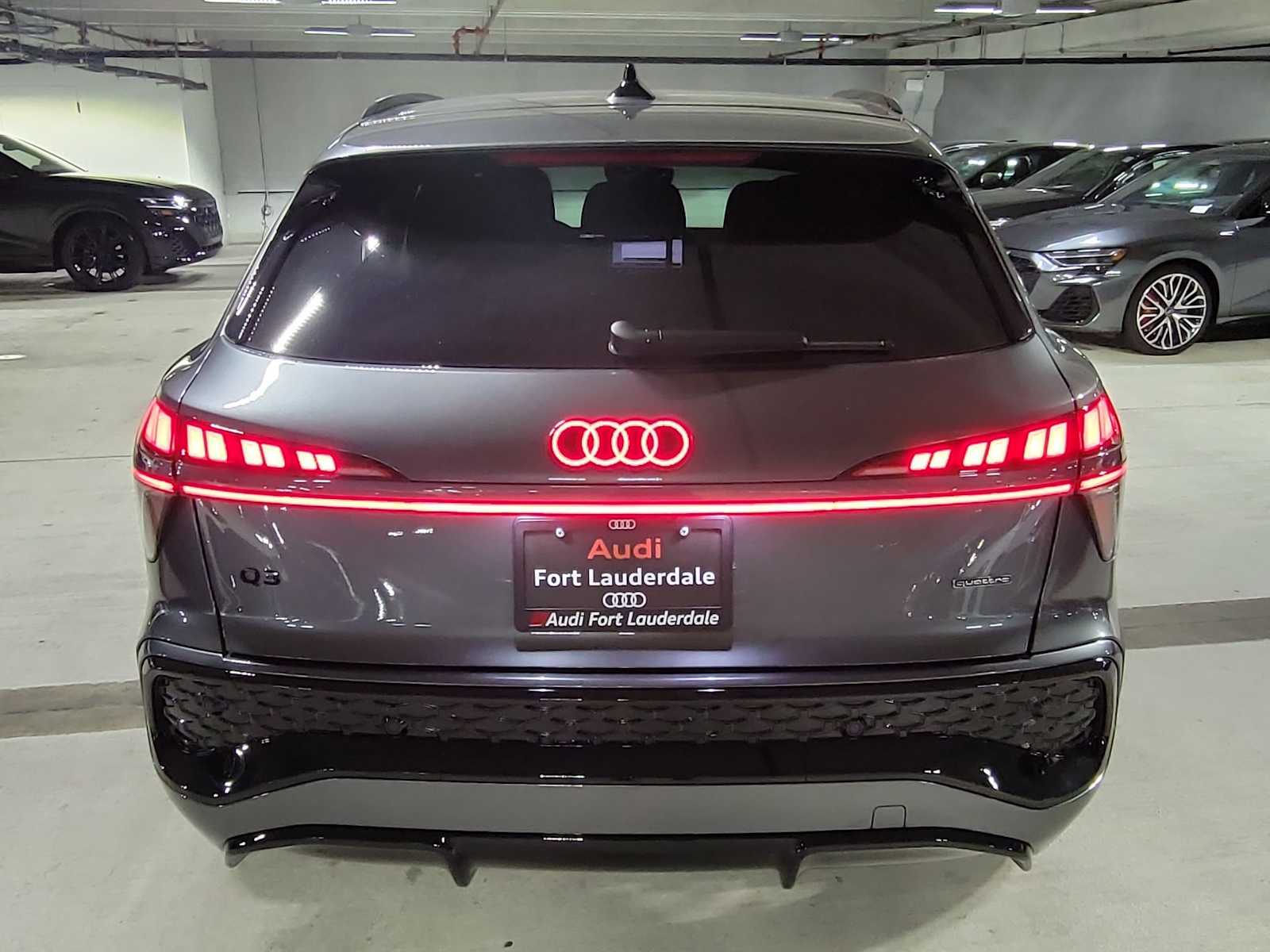 Thumbnail: 2026 Audi Q3 - 5
