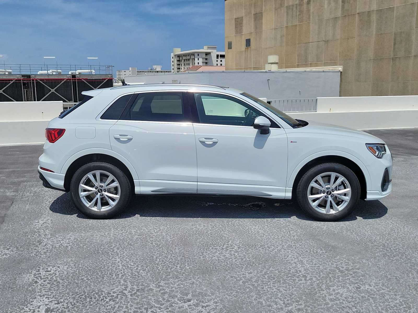 Thumbnail: 2025 Audi Q3 - 7