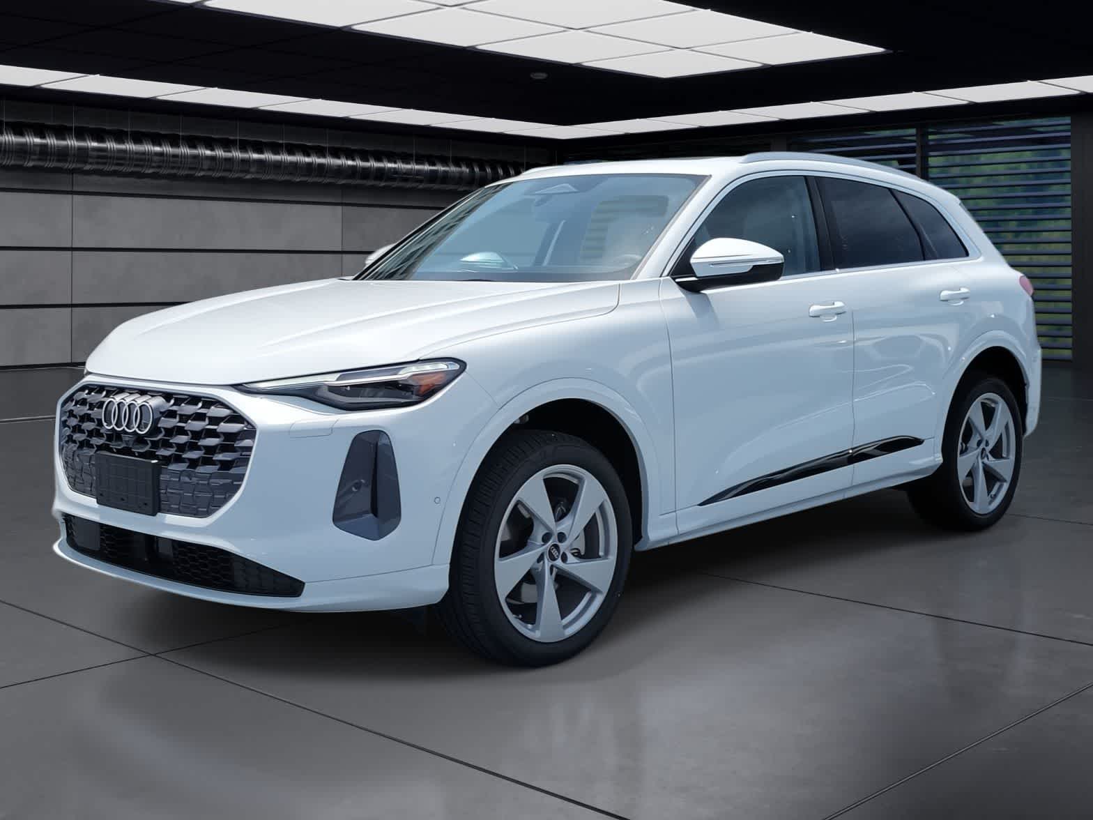 Thumbnail: 2026 Audi Q5 - 1
