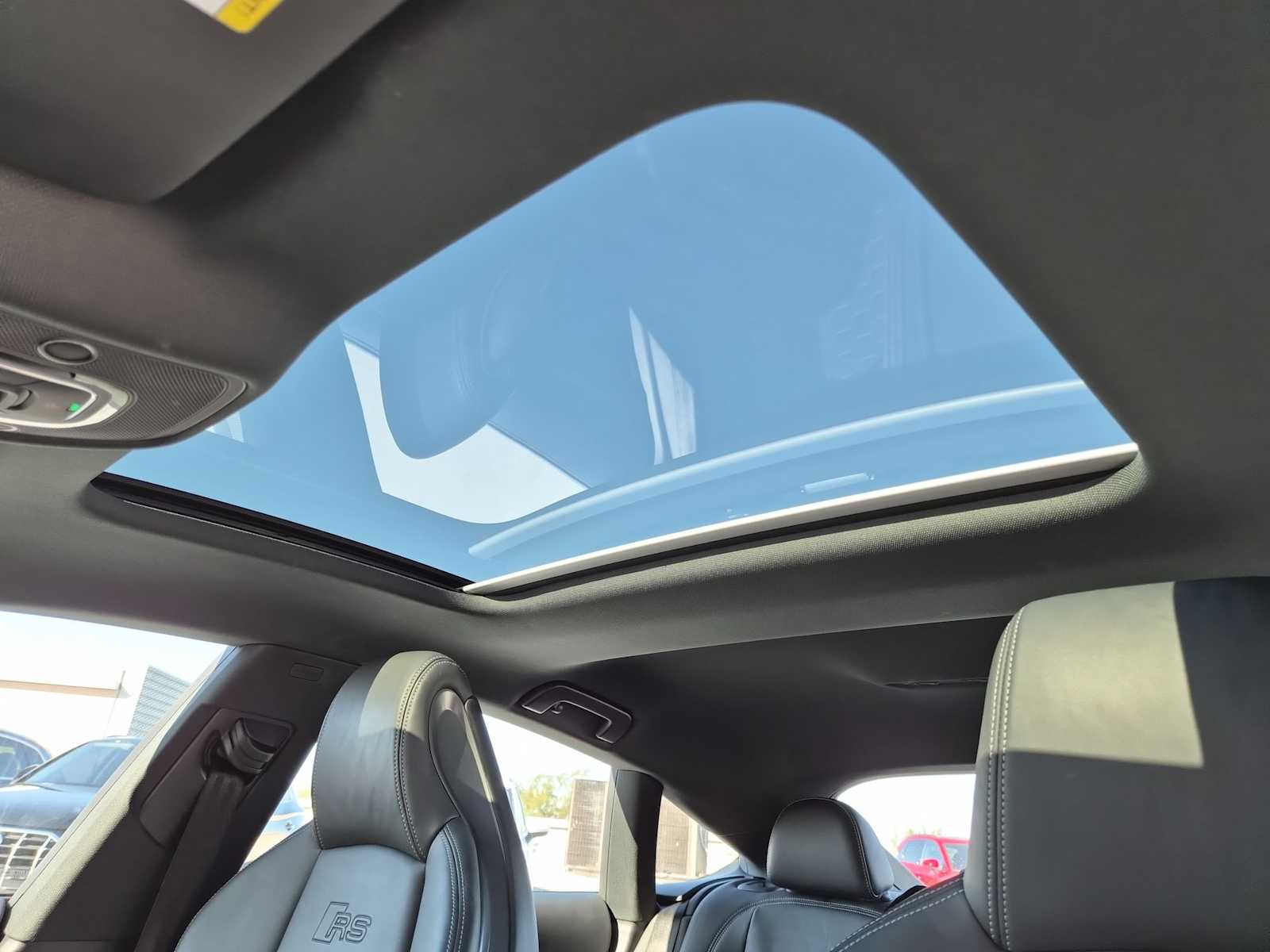 Thumbnail: 2023 Audi RS 5 - 18