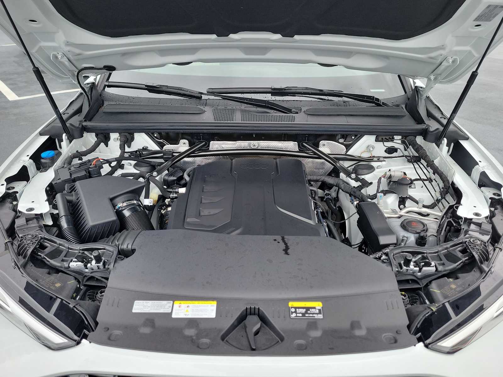 Thumbnail: 2025 Audi Q5 - 13