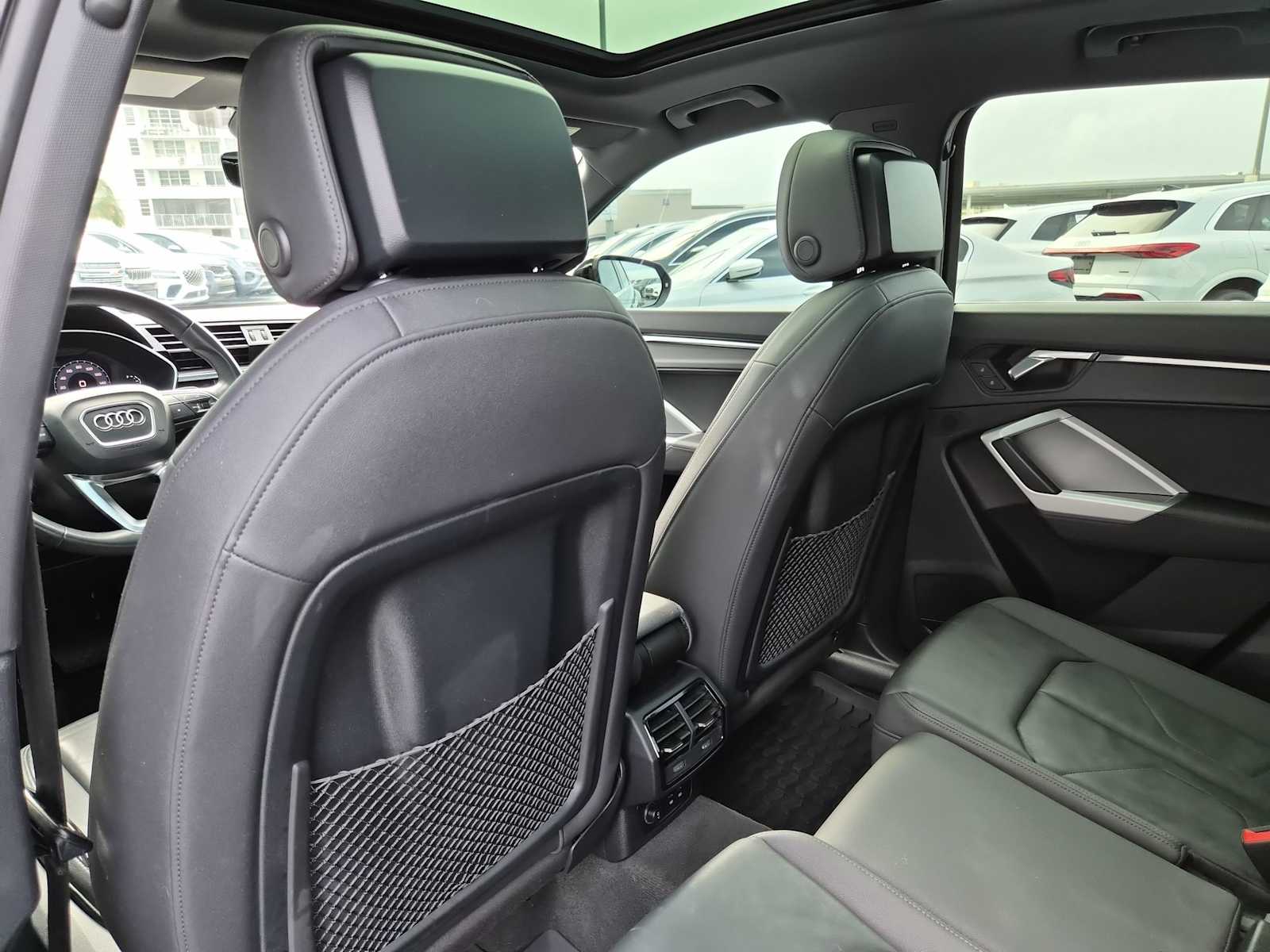 Thumbnail: 2021 Audi Q3 - 17