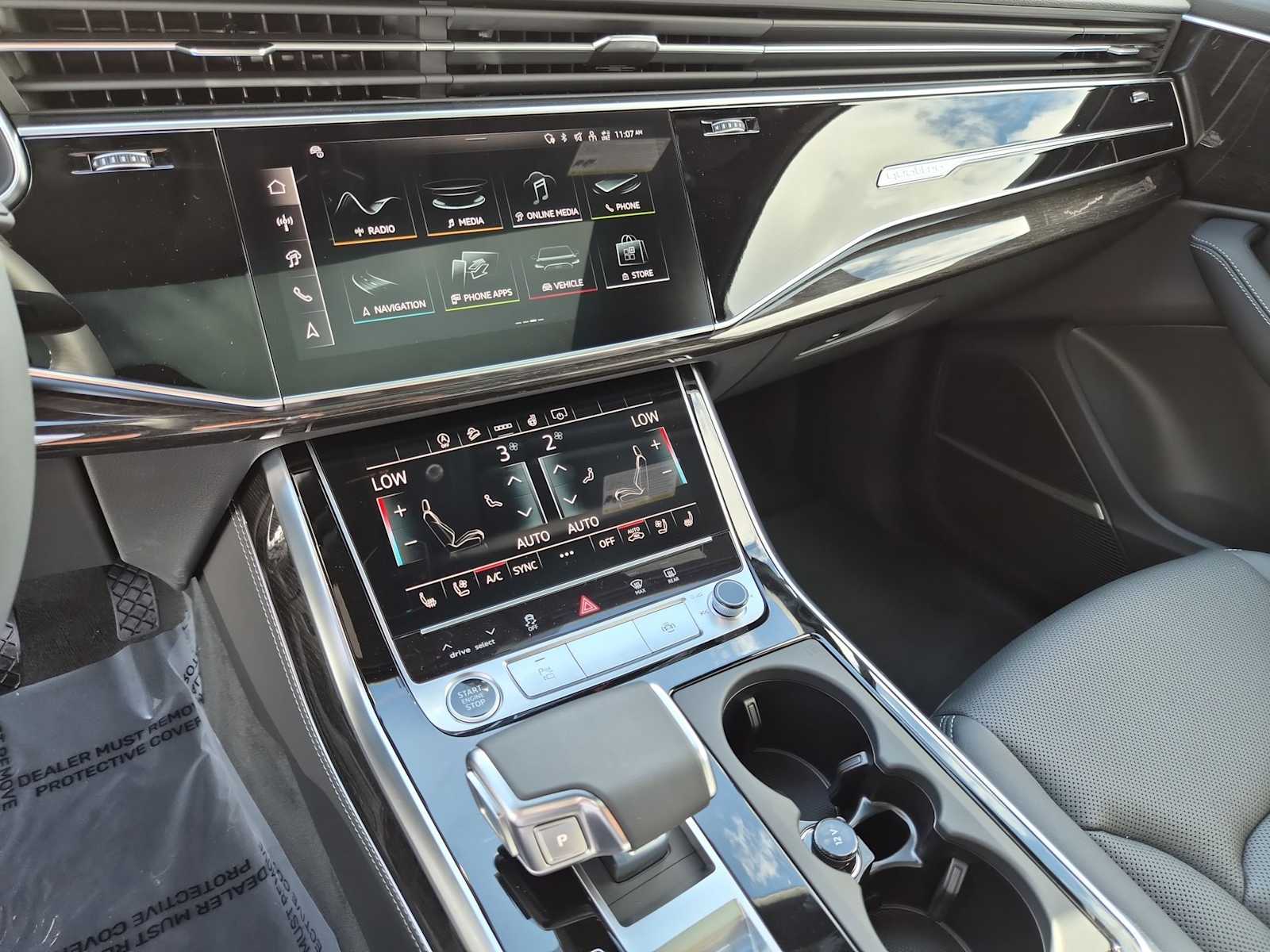 Thumbnail: 2026 Audi Q7 - 23