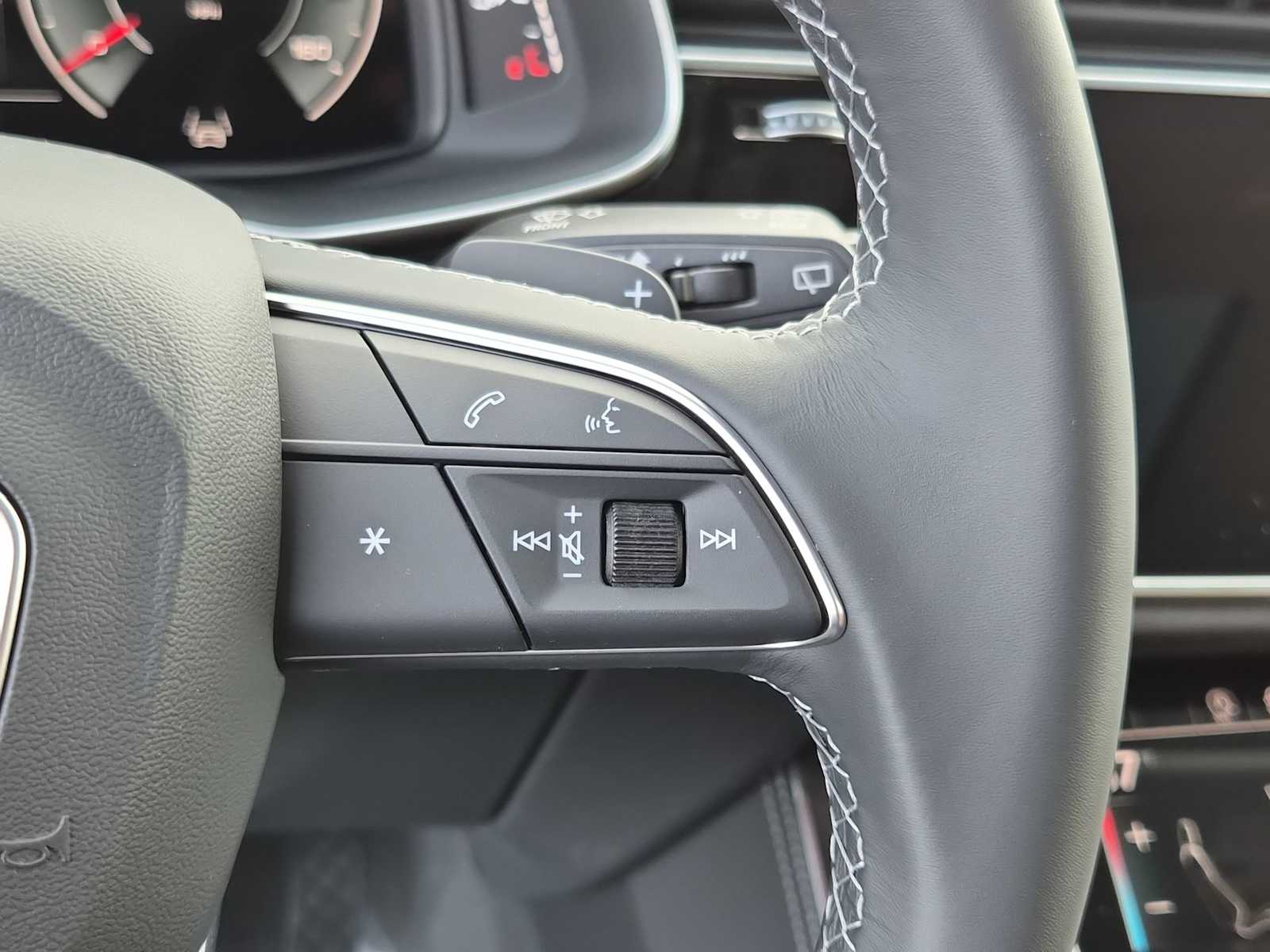 Thumbnail: 2026 Audi Q7 - 22