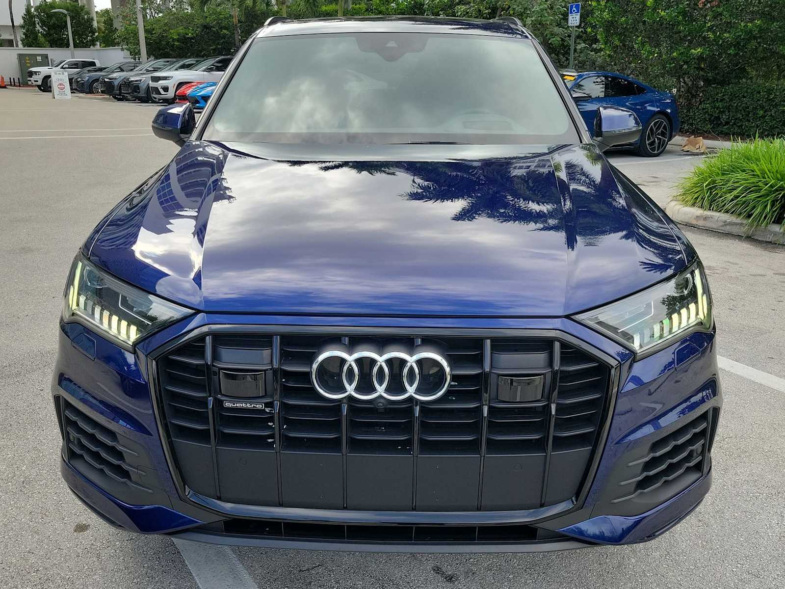 Thumbnail: 2021 Audi Q7 - 8
