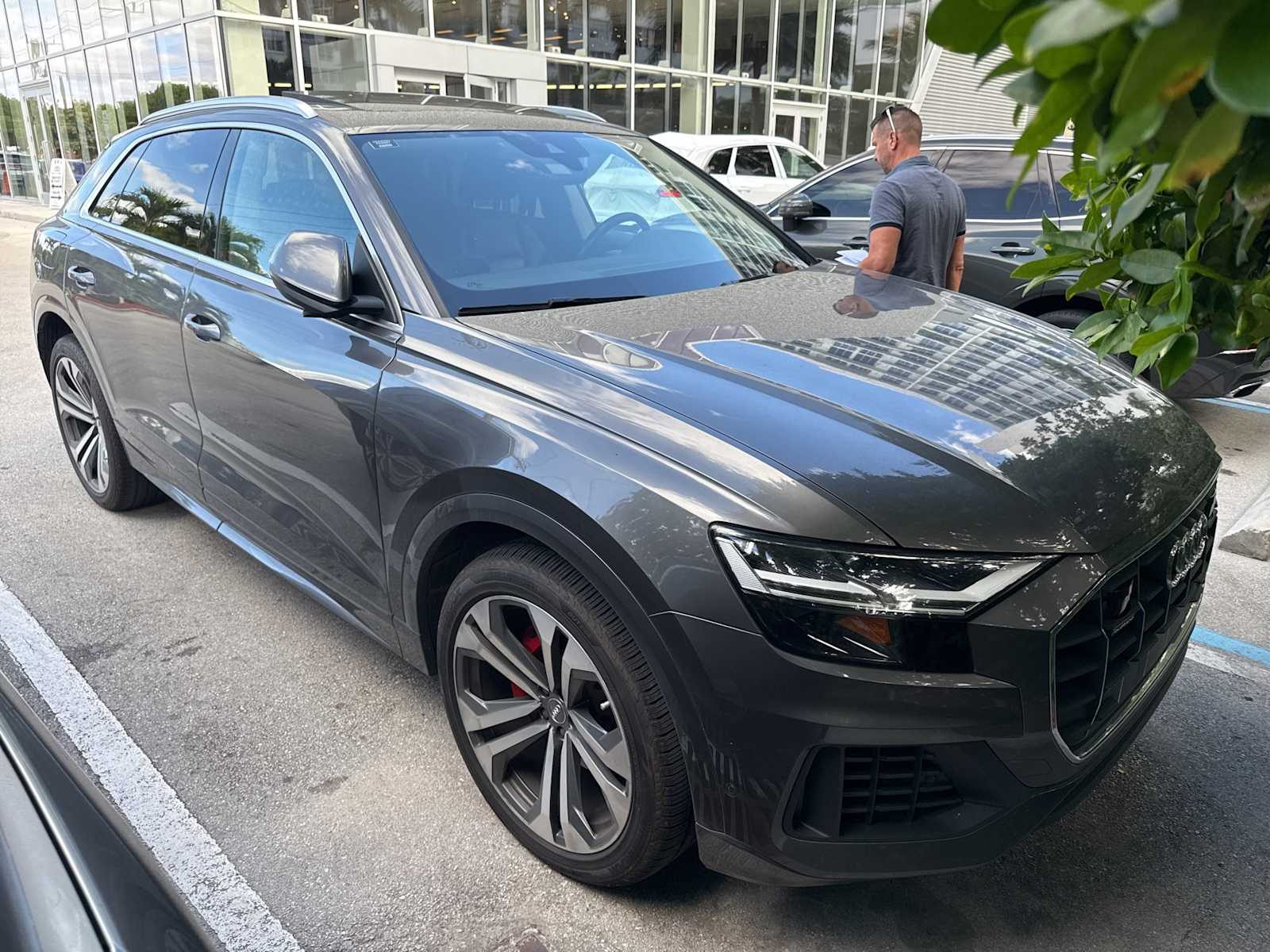Thumbnail: 2019 Audi Q8 - 2