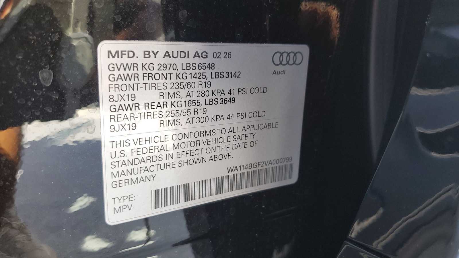 Thumbnail: 2027 Audi Q6 e-tron - 36
