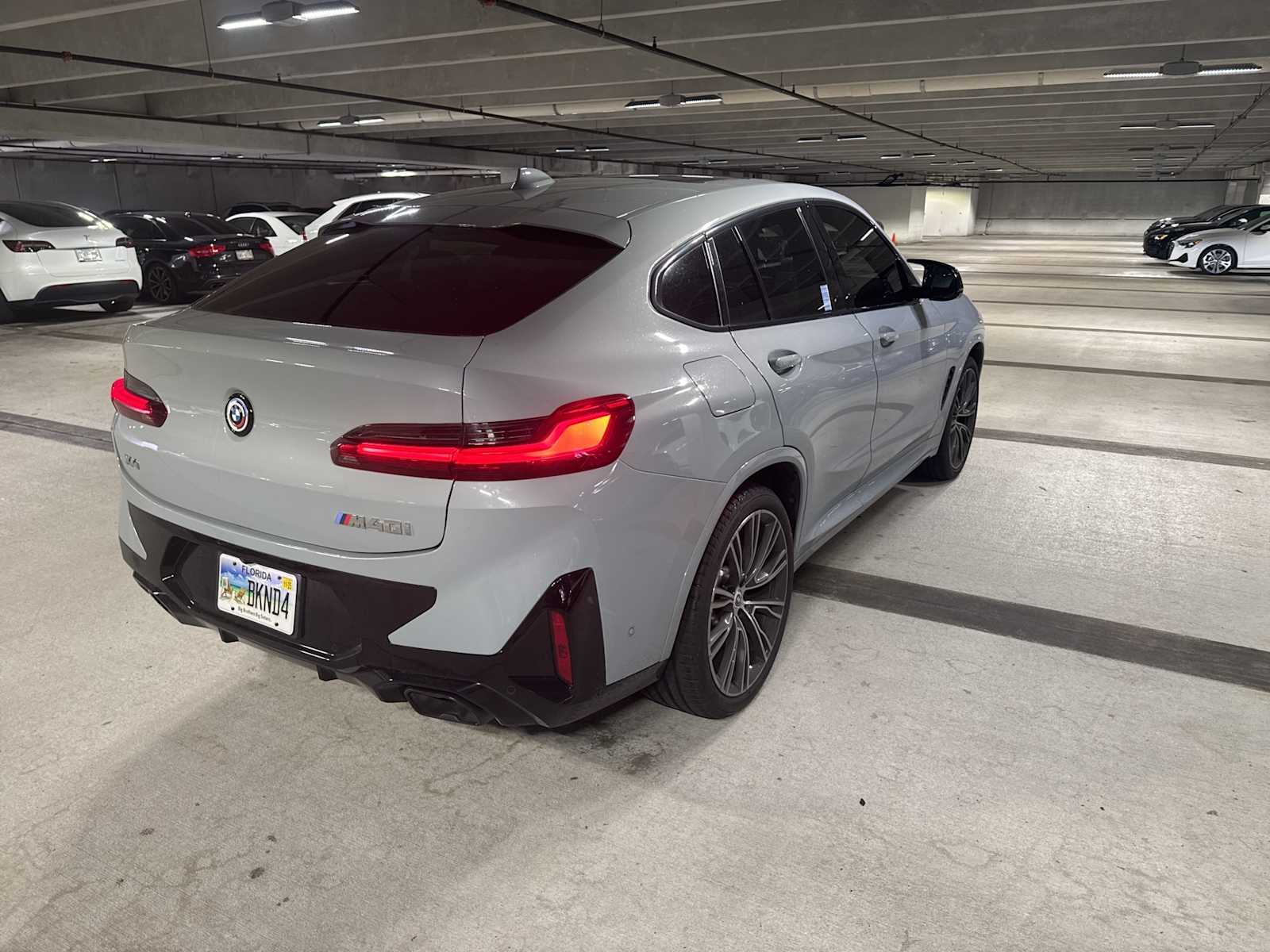Thumbnail: 2023 BMW X4 - 3