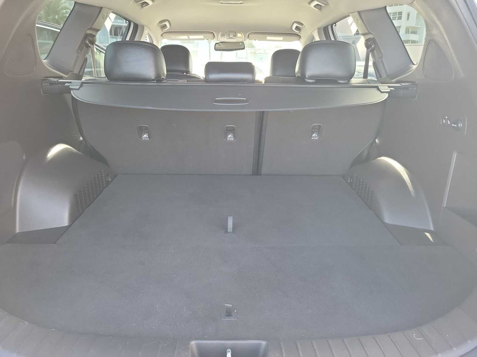 Thumbnail: 2020 Hyundai Santa Fe - 25