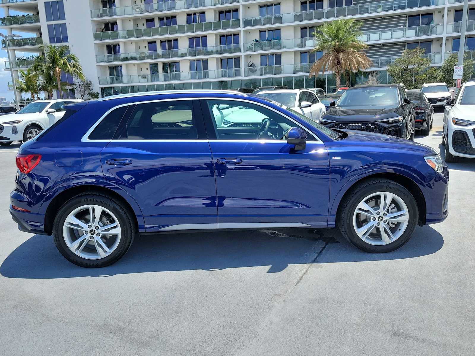 Thumbnail: 2024 Audi Q3 - 7