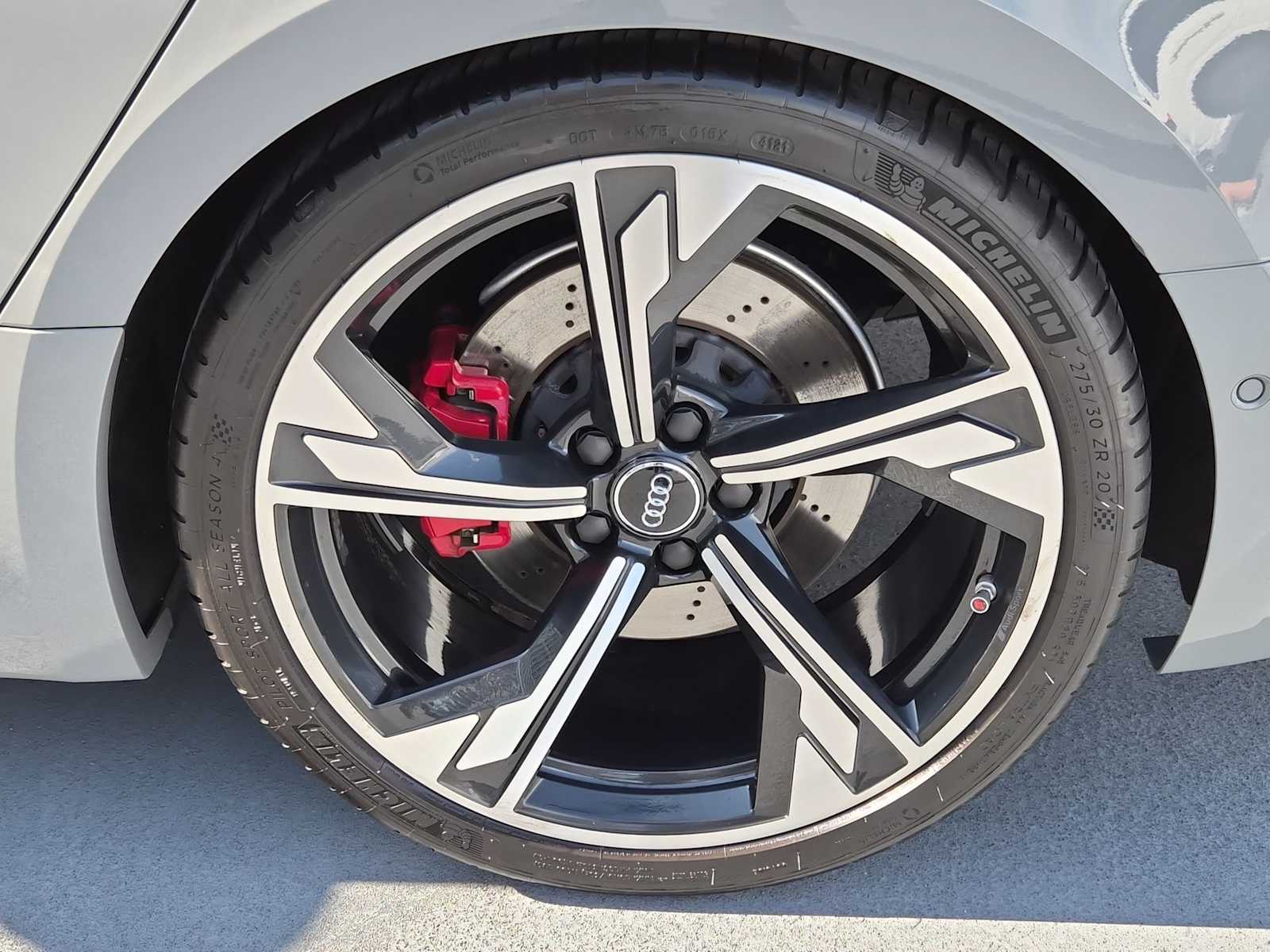 Thumbnail: 2019 Audi RS 5 - 12