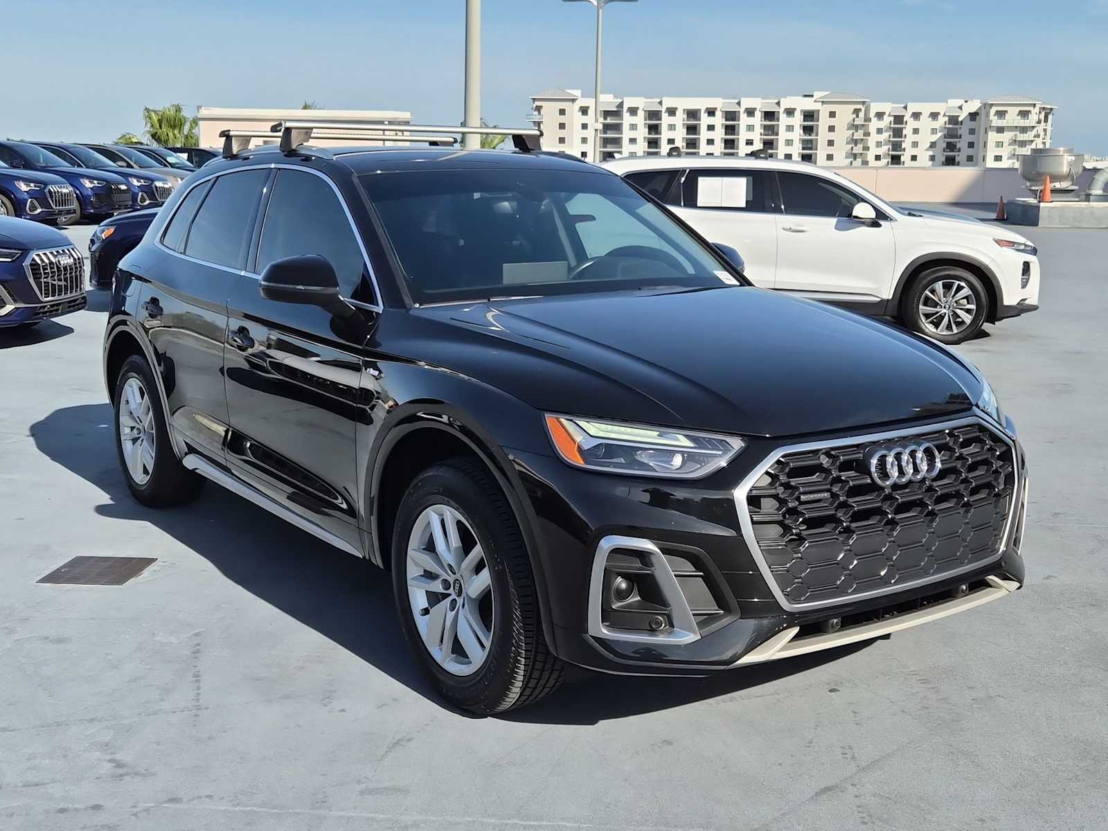 Thumbnail: 2023 Audi Q5 - 8