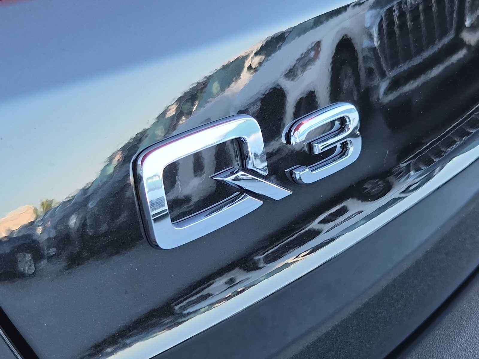 Thumbnail: 2025 Audi Q3 - 10