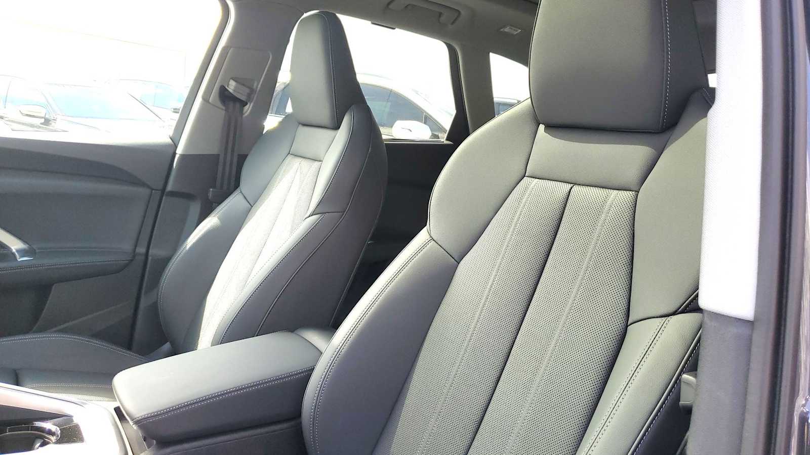 Thumbnail: 2026 Audi Q5 - 16
