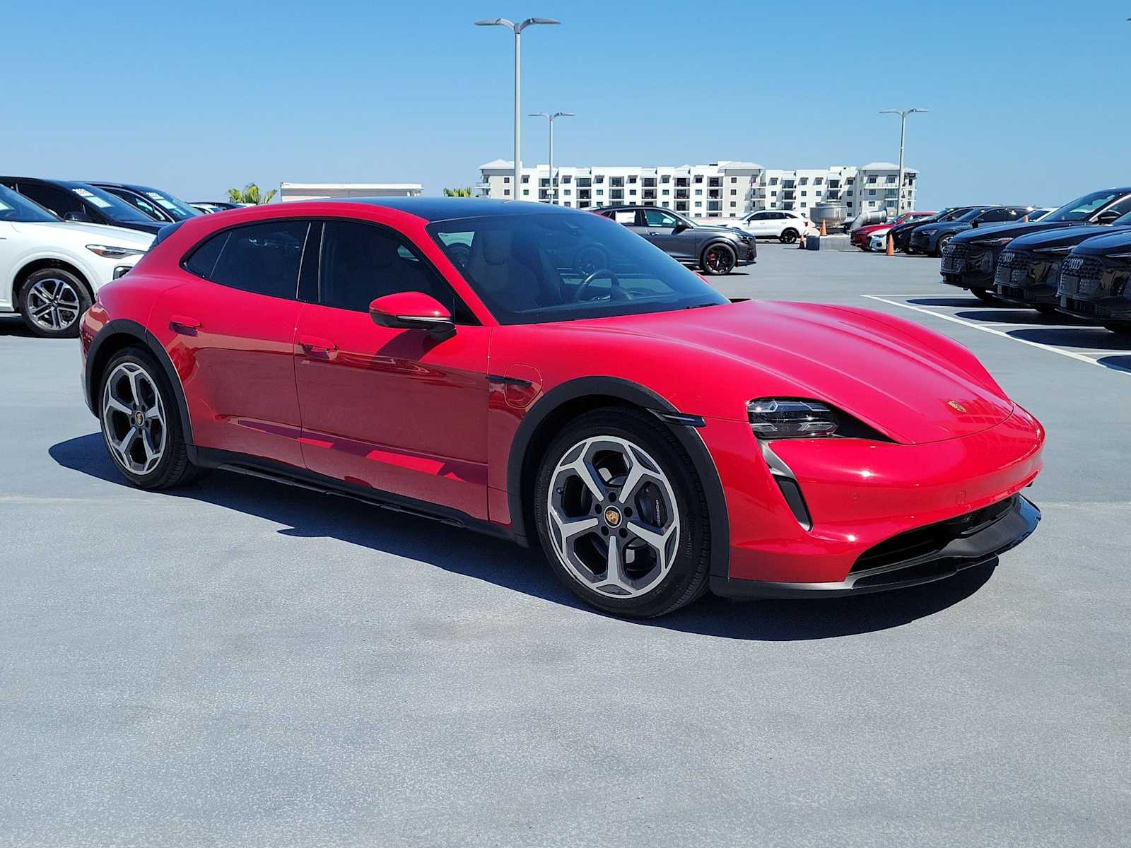 Thumbnail: 2021 Porsche Taycan - 8