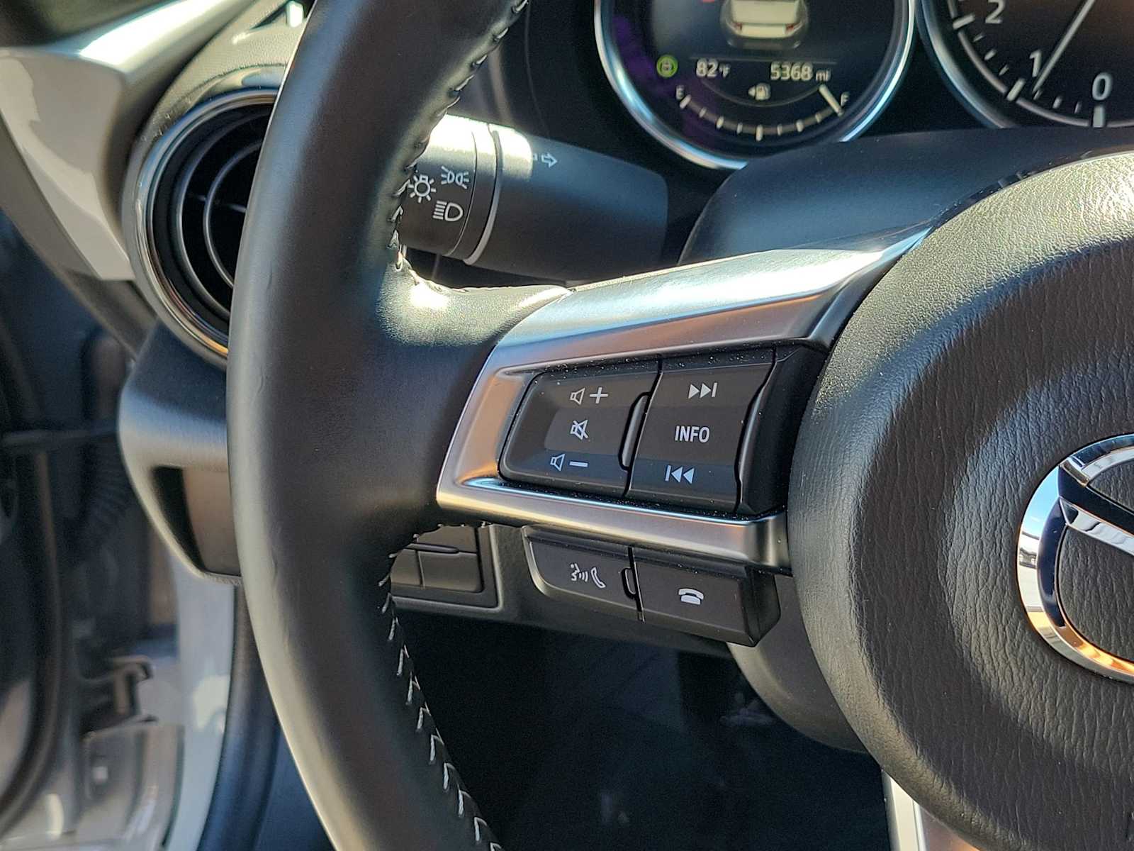 Thumbnail: 2024 Mazda MX-5 Miata - 17