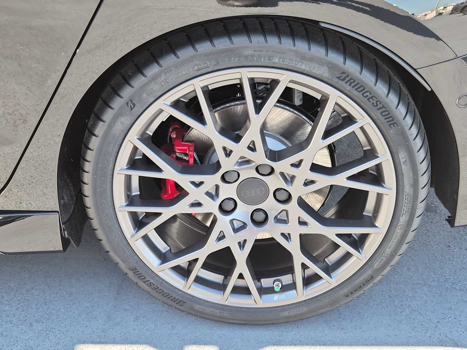Thumbnail: 2026 Audi RS 3 - 12