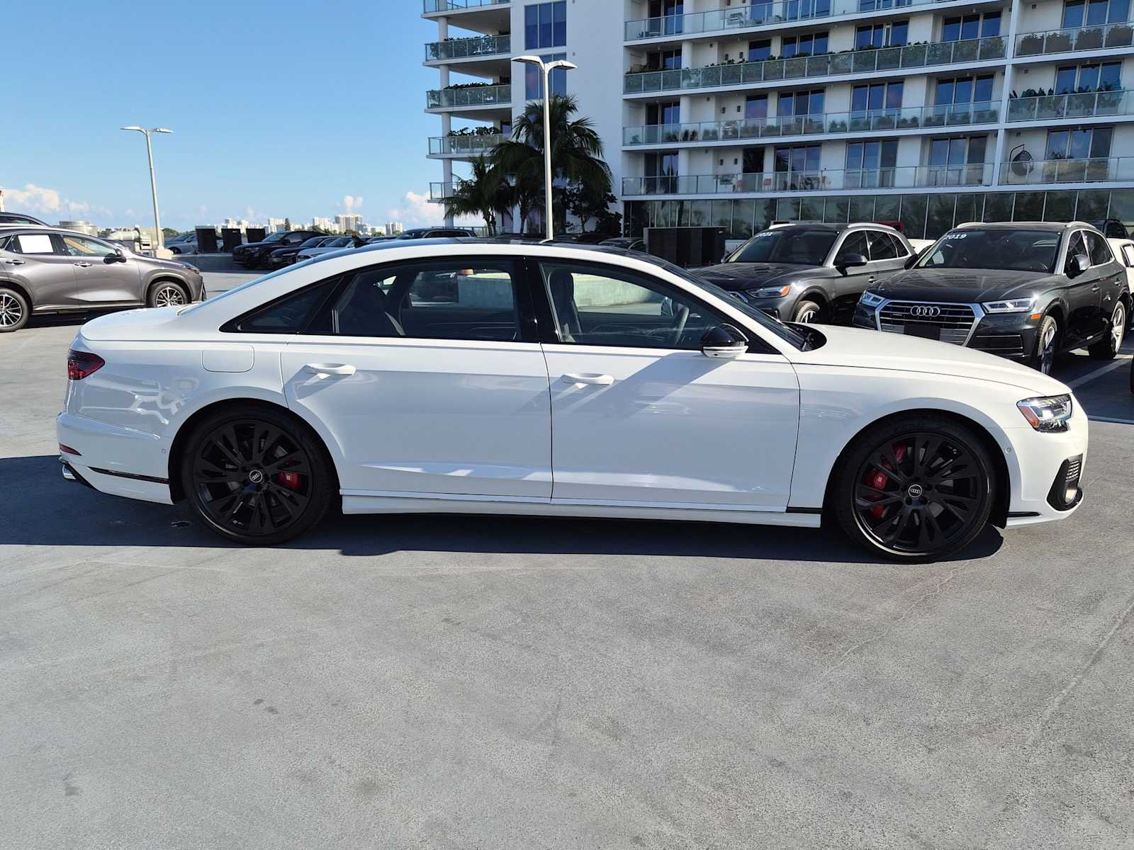 Thumbnail: 2025 Audi S8 - 7