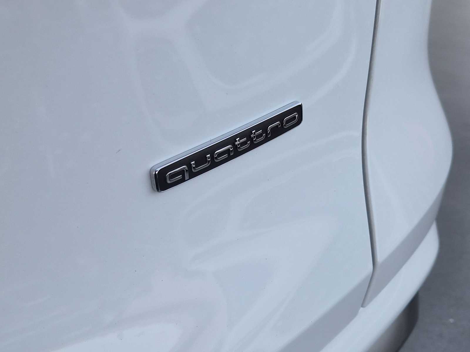 Thumbnail: 2025 Audi Q5 - 11