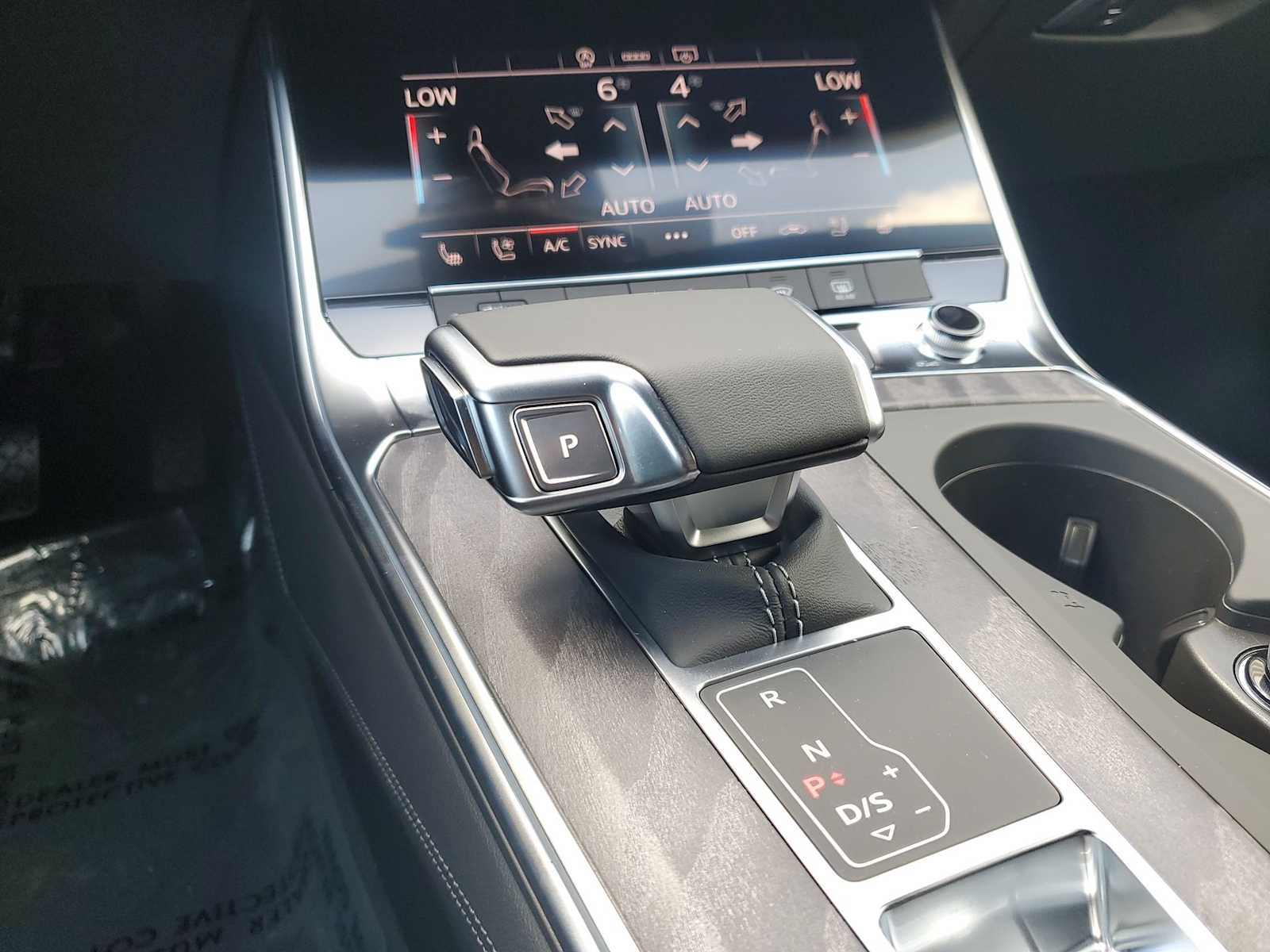 Thumbnail: 2025 Audi A6 - 21