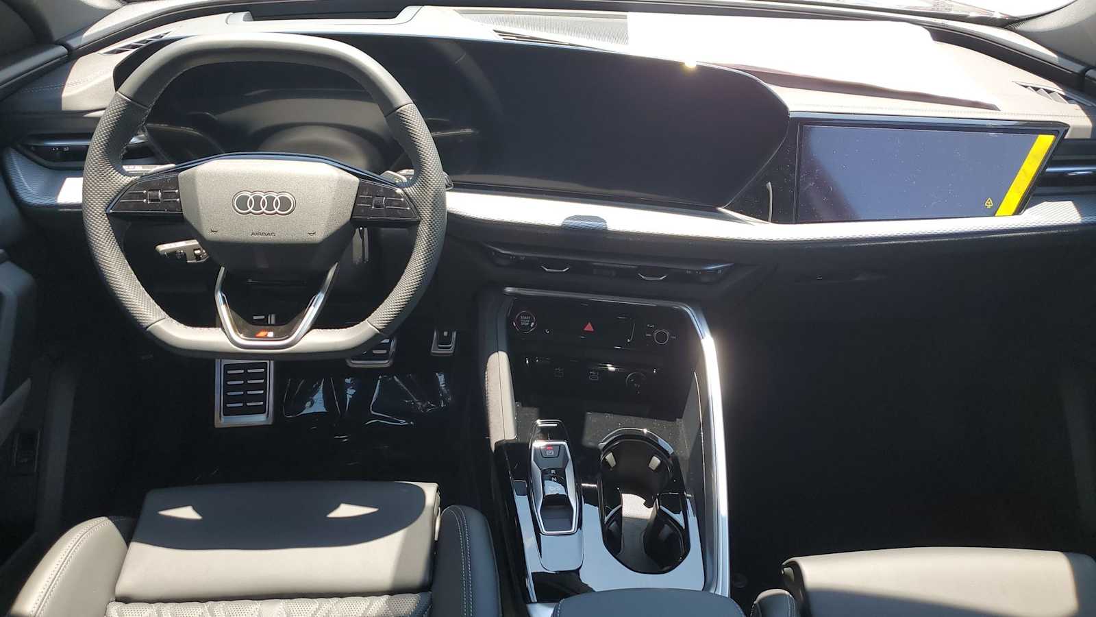 Thumbnail: 2026 Audi SQ5 - 15