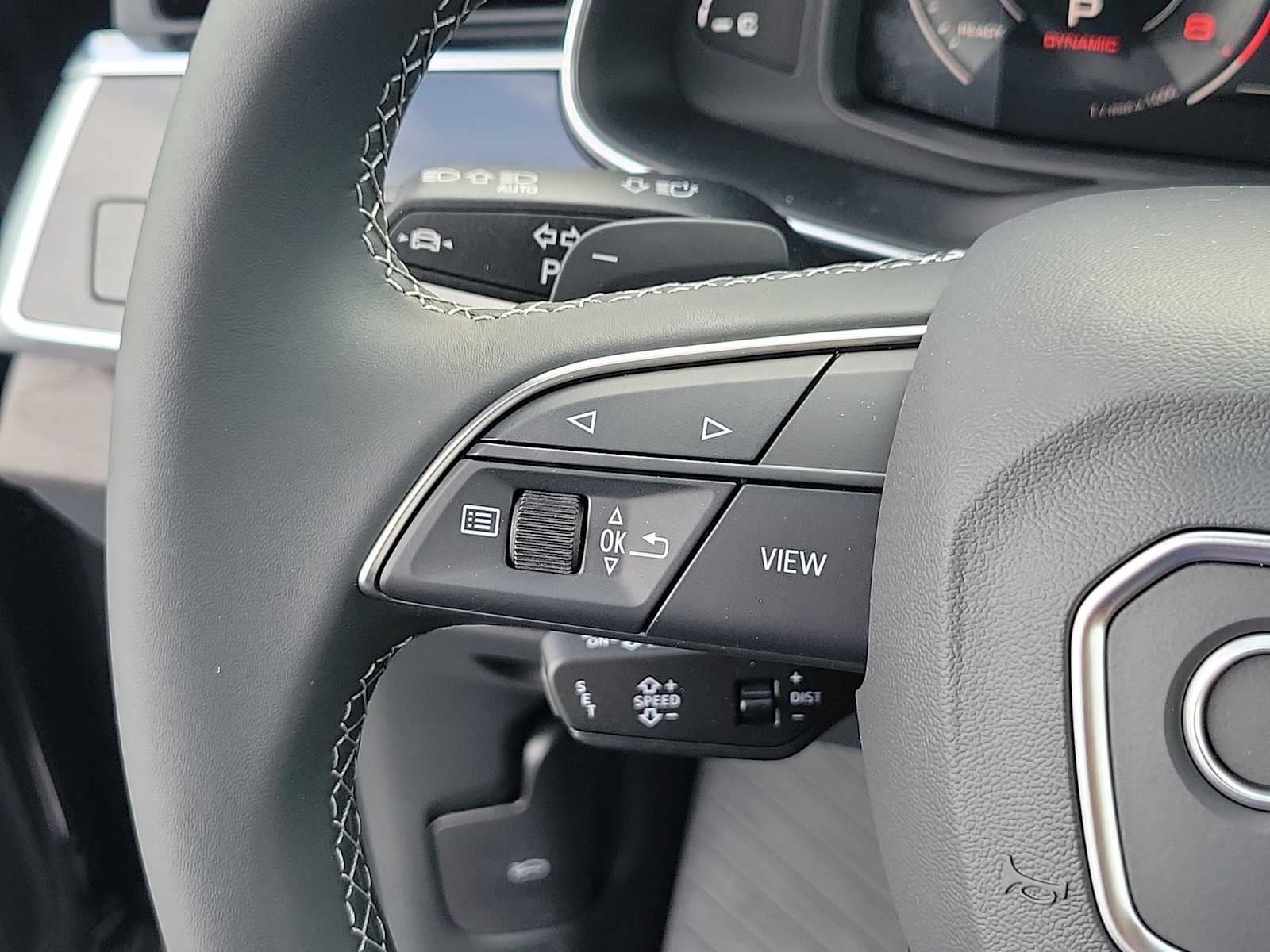 Thumbnail: 2025 Audi Q7 - 21