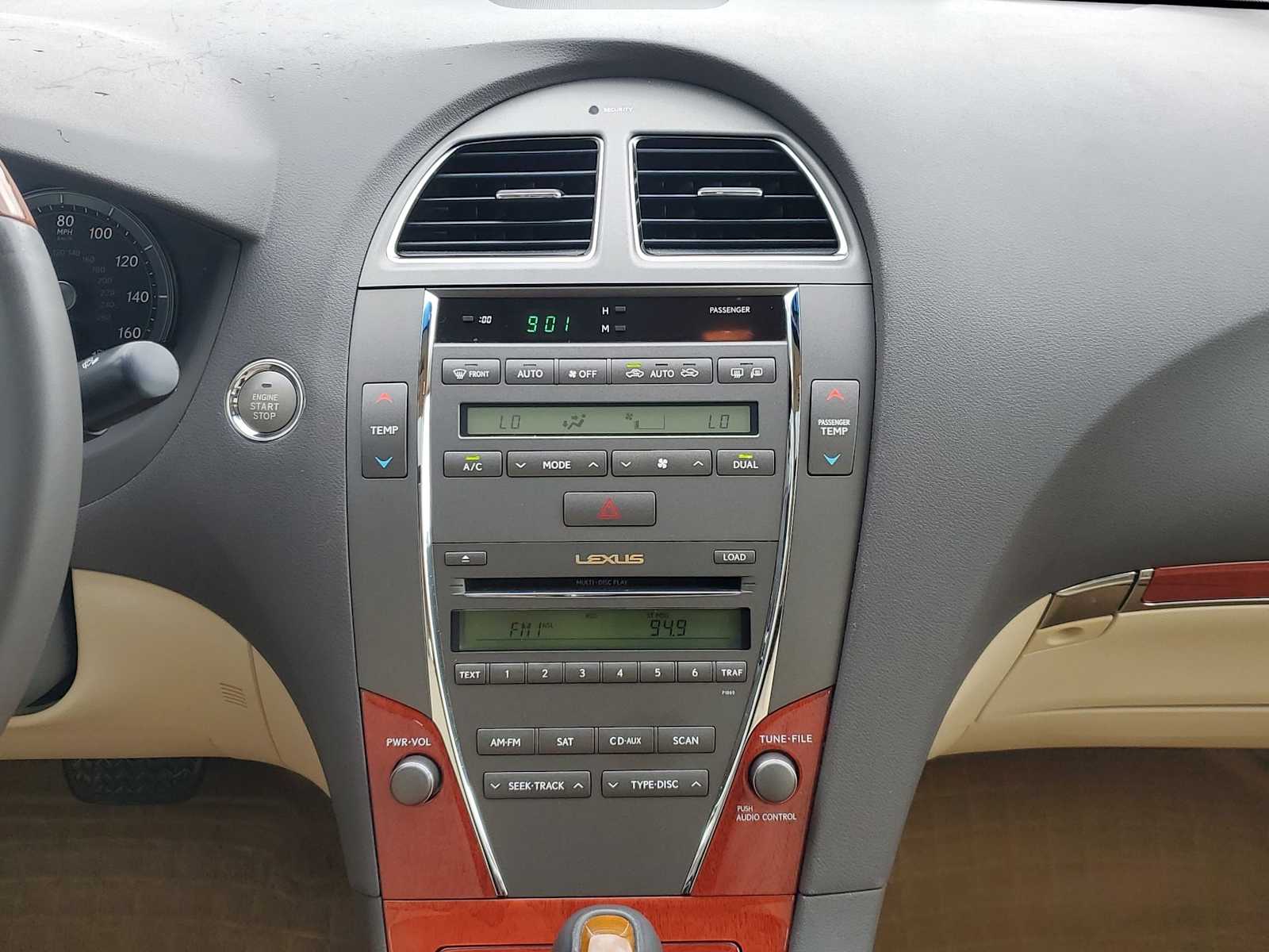 Thumbnail: 2012 Lexus ES - 18
