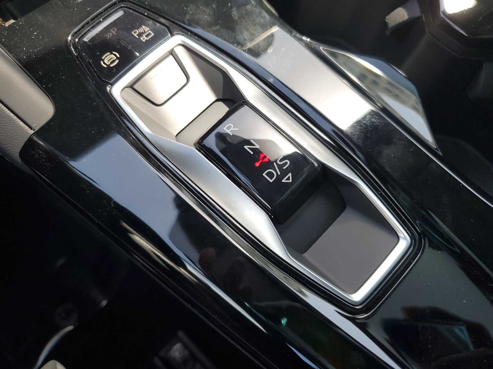 Thumbnail: 2025 Audi Q5 - 22