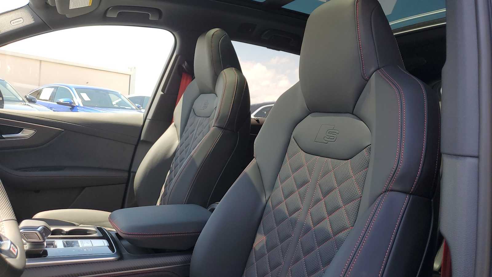 Thumbnail: 2026 Audi Q7 - 16