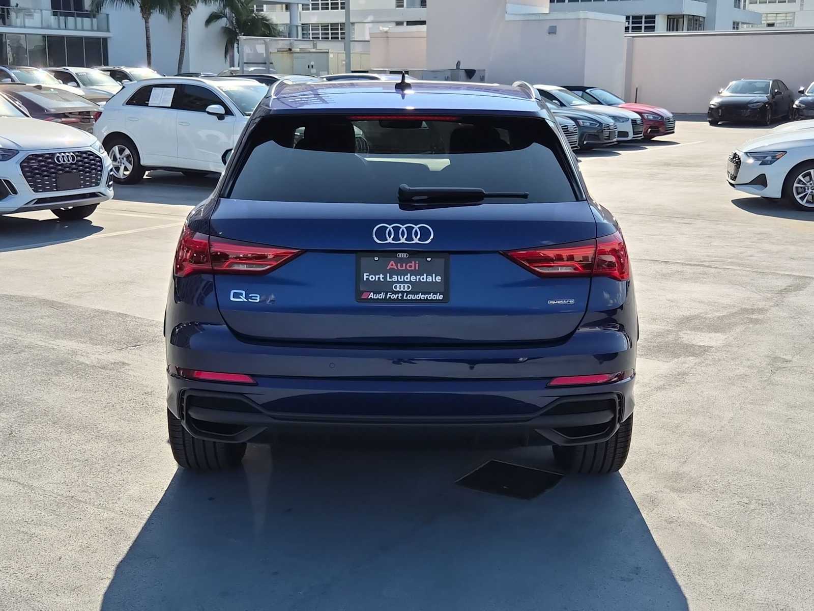 Thumbnail: 2025 Audi Q3 - 5