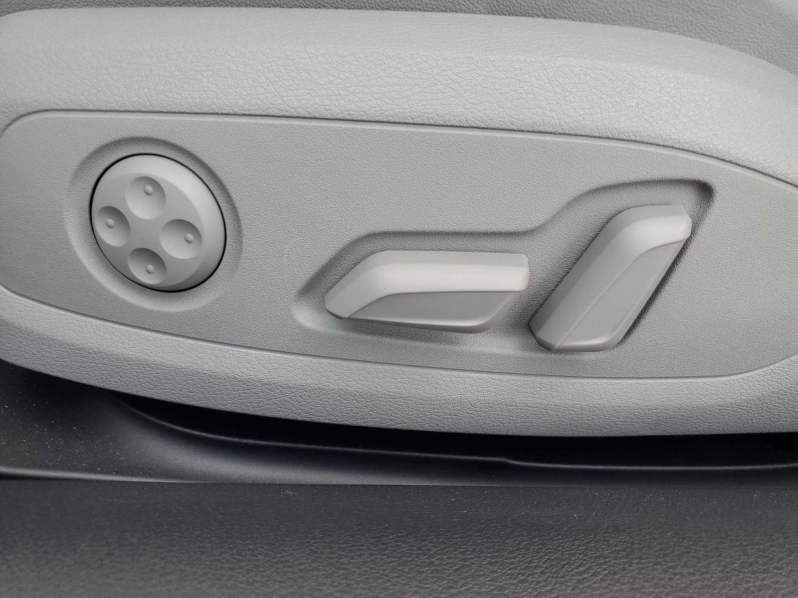 Thumbnail: 2024 Audi A5 - 13